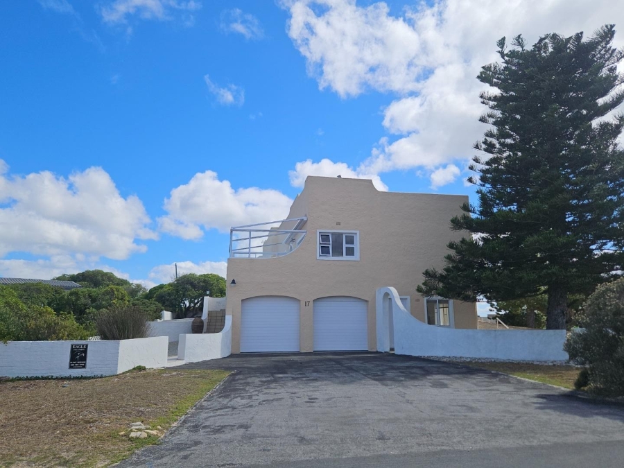 4 Bedroom Property for Sale in Pearly Beach Western Cape
